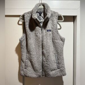 Patagonia Women’s Zip Up Vest